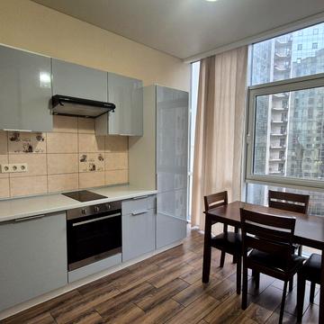 Марсельська вул., 35