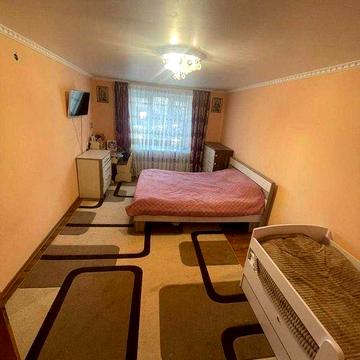 Продається 1 к.квартира - Довженка!