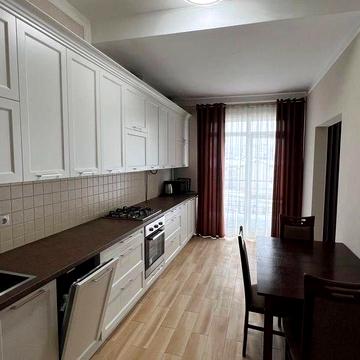 Оренда 2 кім квартири Вул гайдамацька 700 дол