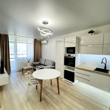 Європейського Союзу просп. (Правди), 41-В