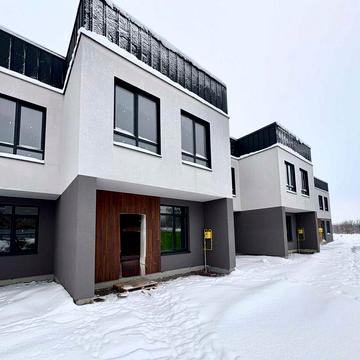 Таунхаус з газом, центральними комунікаціями. Центр. Держпрограми