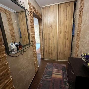 От собственника. 1-й этаж,  продам 2-х комнатную квартиру на Победе 4