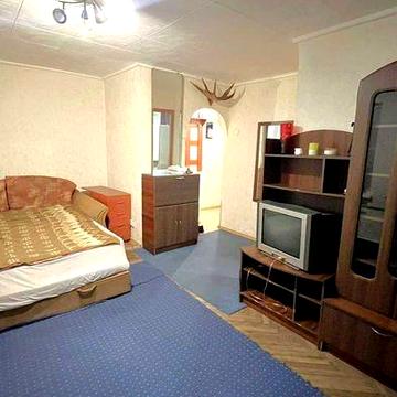 Ольжича 7, 1к, є ГАЗ, НИЗЬКИЙ ПОВЕРХ, М Дорогожичі 7хв пішки