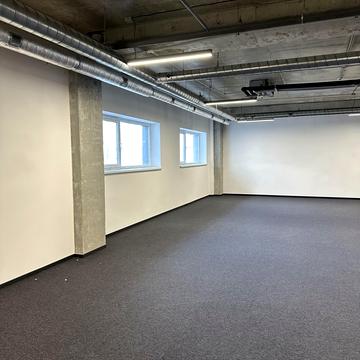 Мазепи вул., 1