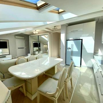 Вячеслава Липинського вул. (Чапаєва), 8