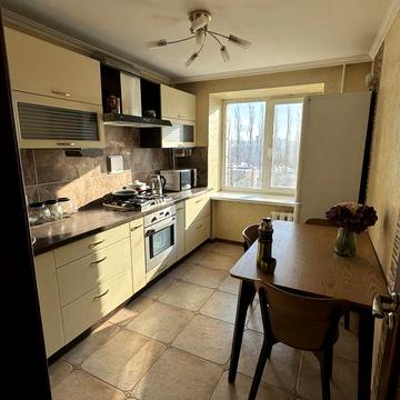 Продаж 1 кімнатна квартира Здановської вторичка