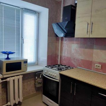 Сдается 1 комнатная квартира на проспекте Соборном с ремонтом