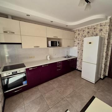 Воскресенська вул., 16-В