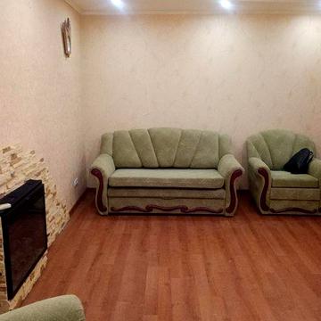 Продам квартиру по Центральній