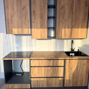 Продам квартиру на  Ближньому Замості