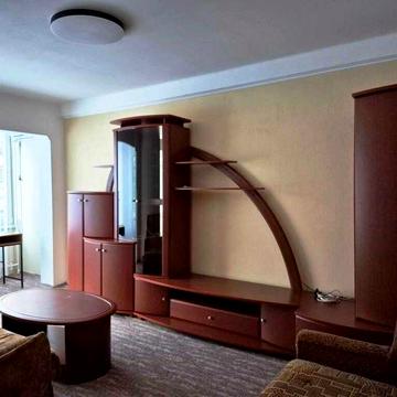 Сдам 2-кімнатну, вул. Липківського, 13, метро Вокзальна 10 хв. пішки.