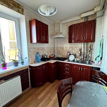 Продаж 1к Квартира Центральна вулиця