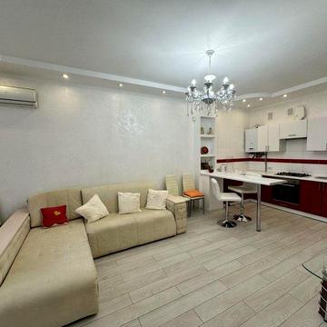 Продам дом с ремонтом в Червоном Хуторе. Можно на 2 семьи (215-119