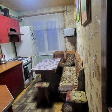 Сдаю 2-х комнатную квартиру ( пр-т Мира)