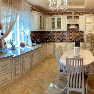 Будинок 2-поверховий в Варваровці