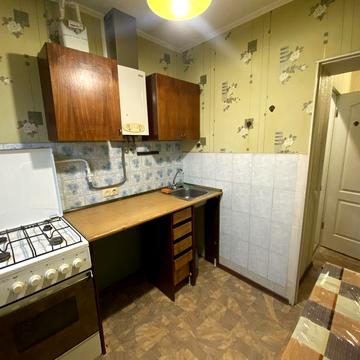 Лесі Українки/Перемоги, продаж однокімнатної квартири, центр .