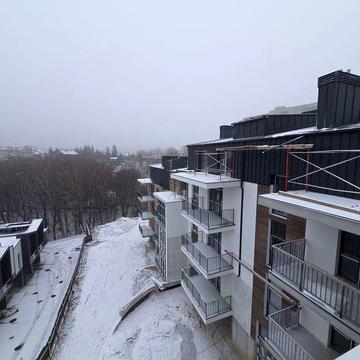 Клубний будинок.Лисеницька ЖК веймут парк