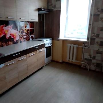 Продам 2-ну квартиру на Максютова