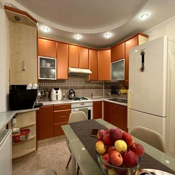 Продаж 3кім.квартири вулиця Озерна