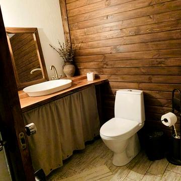 Теплий будинок у затишному місці