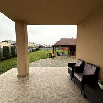 Здається в оренду Будинок в Ужгороді на виїзді до Мукачева