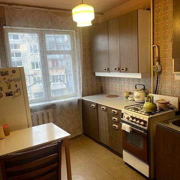 Вул. О. Дашкевича ( Курнатовського ), 32а, охайна 1 к.кв.