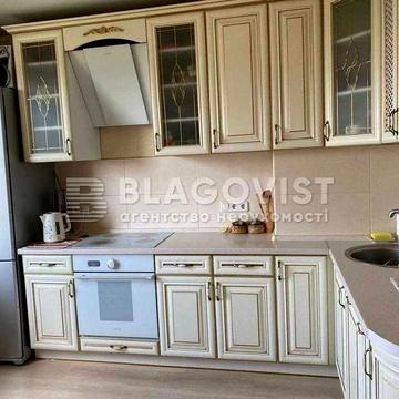 Продаж 3х.кв Урлівська 38