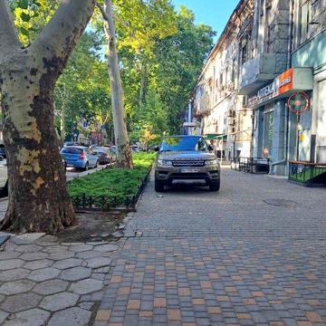 2-х кімнатна, Мечникова, , роздільні кімнати, високий бель,