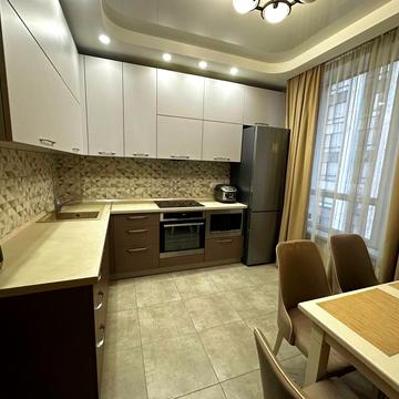 Камянська вул. (Дніпродзержинська), 6