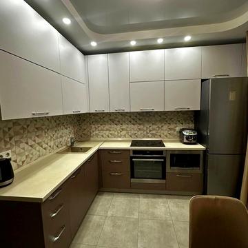 Камянська вул. (Дніпродзержинська), 6