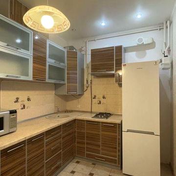 Квартира з газом, можливісттю підключення генератора.Центральний парк