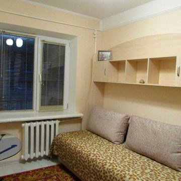 2 - кімнатна. вул. Вітряні гори 10 б