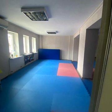 2х пверховий Комерційний будинок .Держакт на землю.