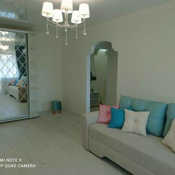 Петра Калнишевського просп. (Косіора), 20