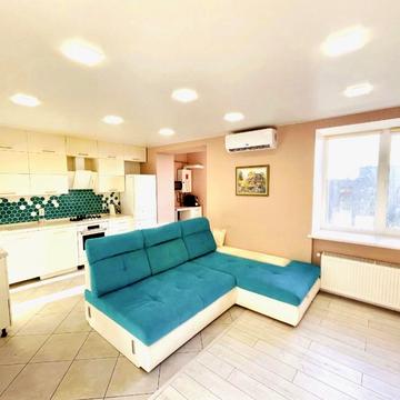 Високовольтна вул., 14-М