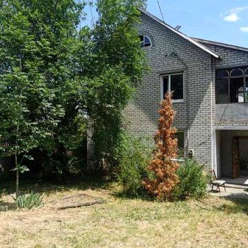 Продаж Будинку 5 кімнат, 140 м2