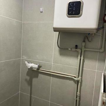 1 кімнатна квартира, 2/2 поверх, район 1 лікарні