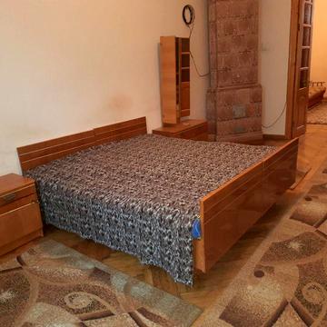 3-кімн., ЦЕНТР (Кобилянська) світло не вимикають