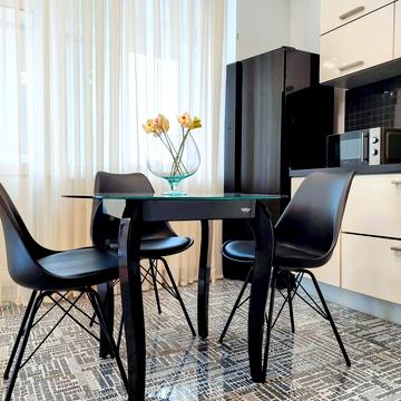 Дніпровська набережна вул., 26-Б