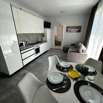 Аренда Аркадия/Педагогическая новая квартира 1к. ,солнечные батареи!