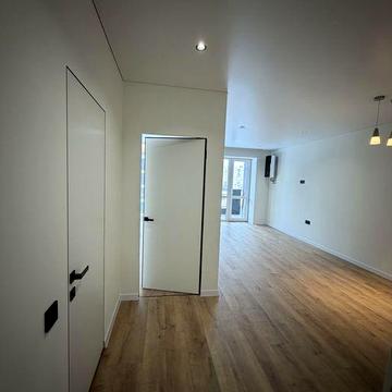 Продається нова 1.5 кім.квартира з ремонтом ЖК West Towers
