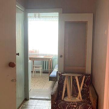 Здається  1 - кімнатна квартина на ДНСі