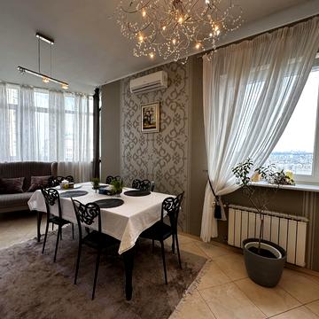 Володимира Івасюка просп. (Героїв Сталінграду), 12-Ж