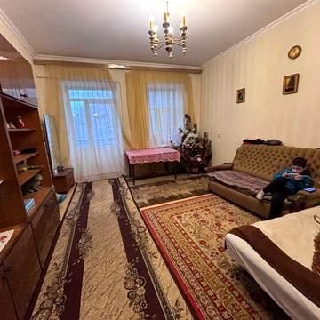 2 кімнатна квартира Балкон Центр АГВ Царський будинок