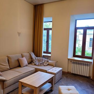 Покровський пров., 14