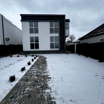 Продаж нового будинку