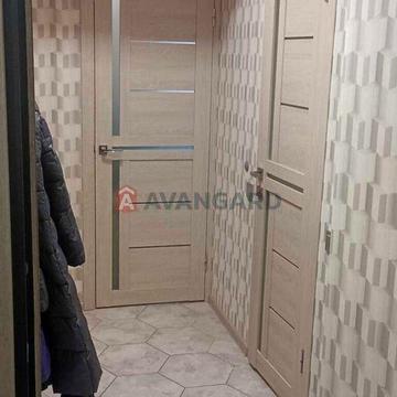 Продам квартиру на Левка Лукяненка Тяжилів