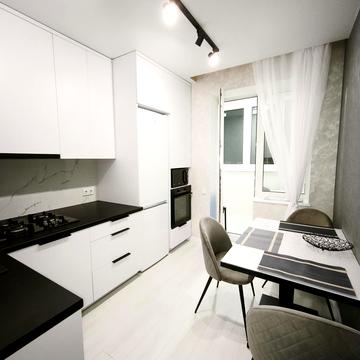 Соборна вул., 105-В/4