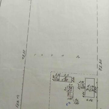 Будинок з ділянкою.