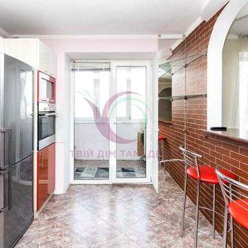 3-кімнатна квартира по вулиці Вовчинецька, біля